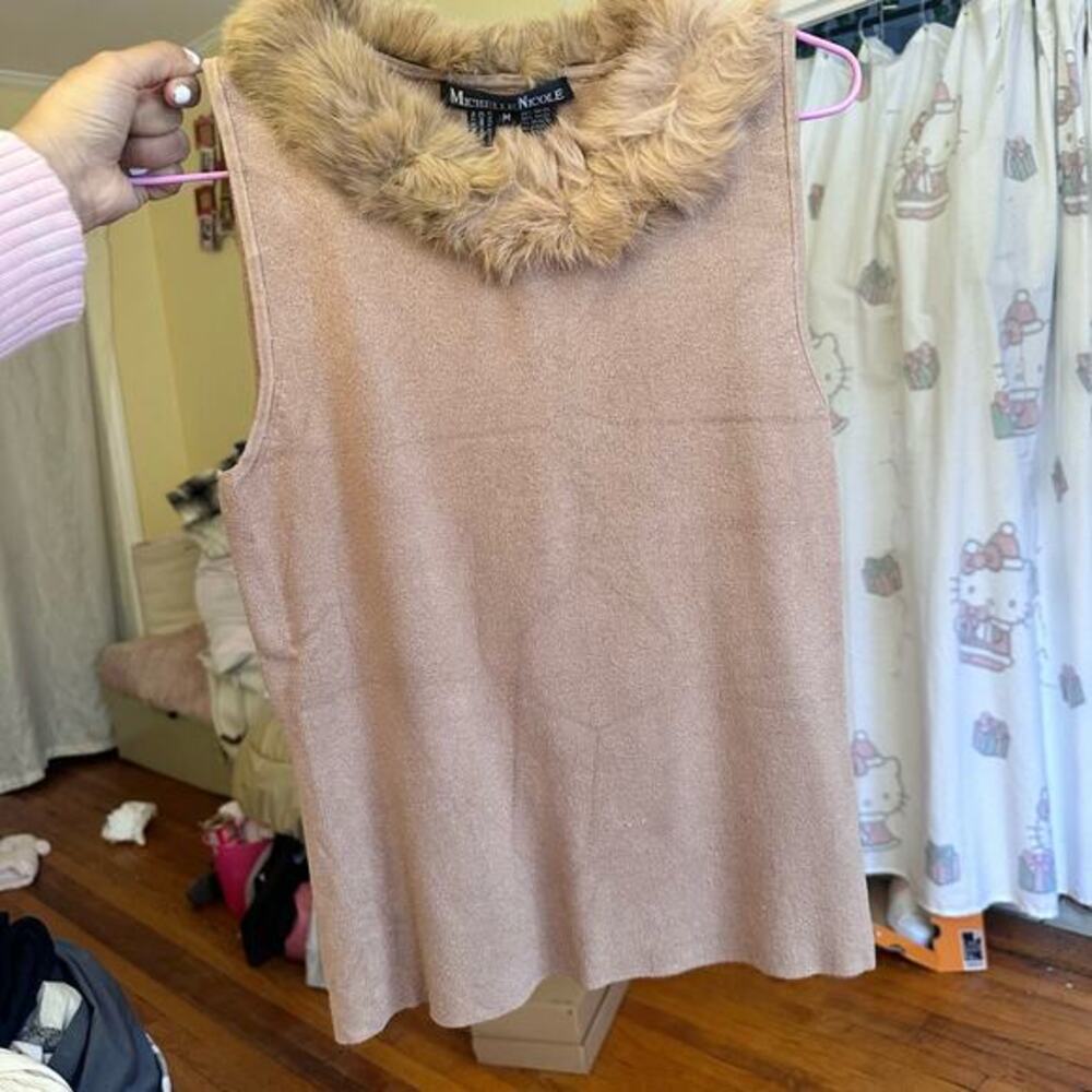 Michelle Nicole New York Exclusive Design 90s Shirt Fur Neck‎ Shirt Size Medium